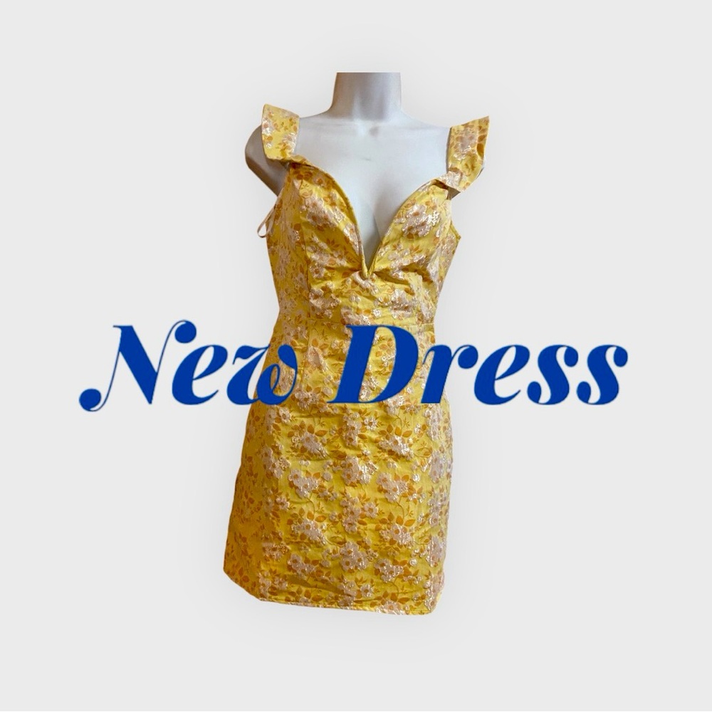 Lulu's Favorite Song Dress Floral Jacquard Off The Shoulder Mini Yellow NWT M